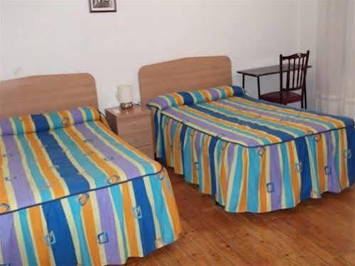 Hostal Bayón León Exterior foto