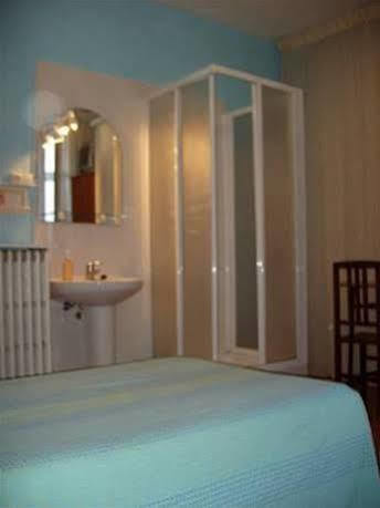 Hostal Bayón León Exterior foto